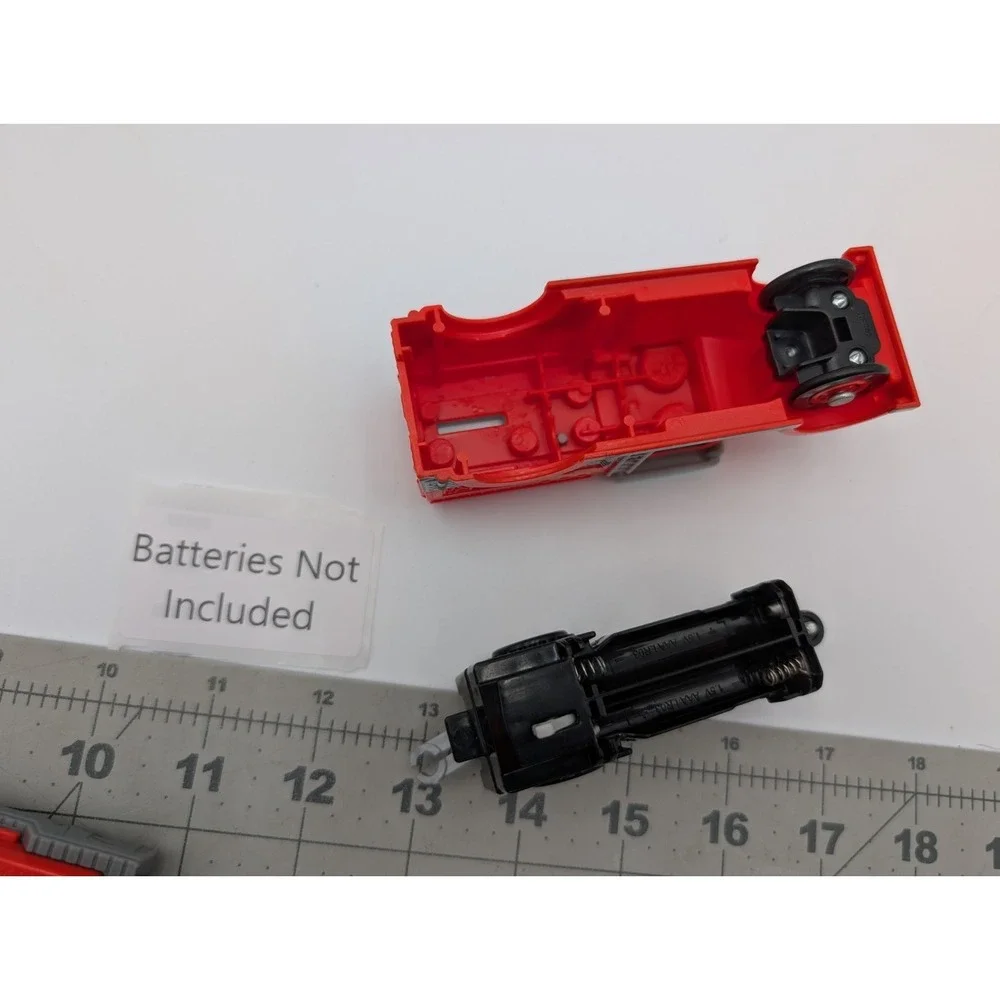 Mattel Fiery Flynn‎ Trackmaster Fire Truck Motorized Thomas Train Engine 2013